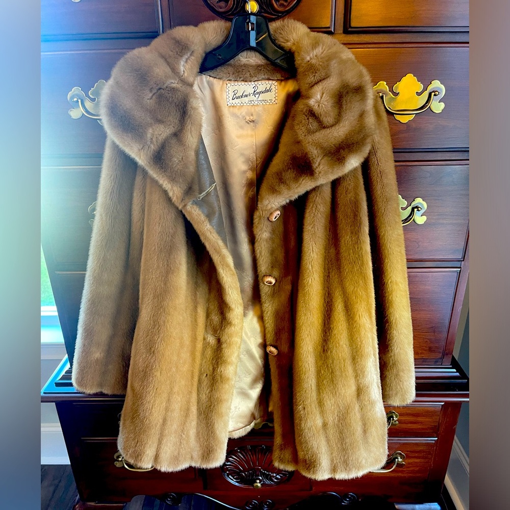 Vintage mid century faux fur 3/4 cost. Classic.